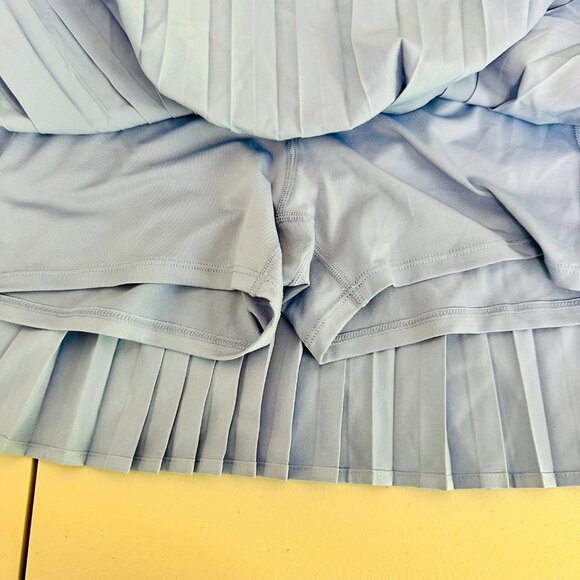 STRETCH THE RULES PLEATED GOLF SKORT SKIRT WITH UNDER SHORT BLUE - Picture 3 of 6